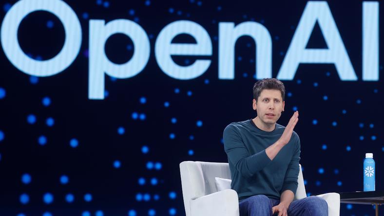 OpenAI强推路由,为何成了GPT-5最大败笔?